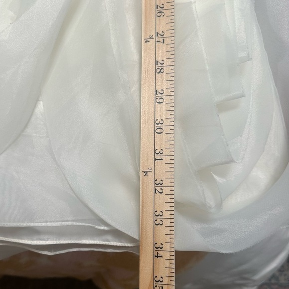 Vera Wang Bridesmaid For David’s Bridal - Picture 16 of 16